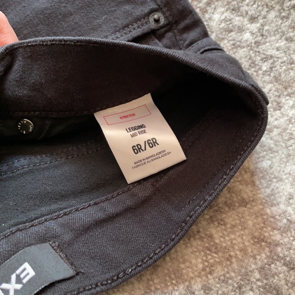 Black Express stretch jegging size 6 regular - Picture 2 of 3